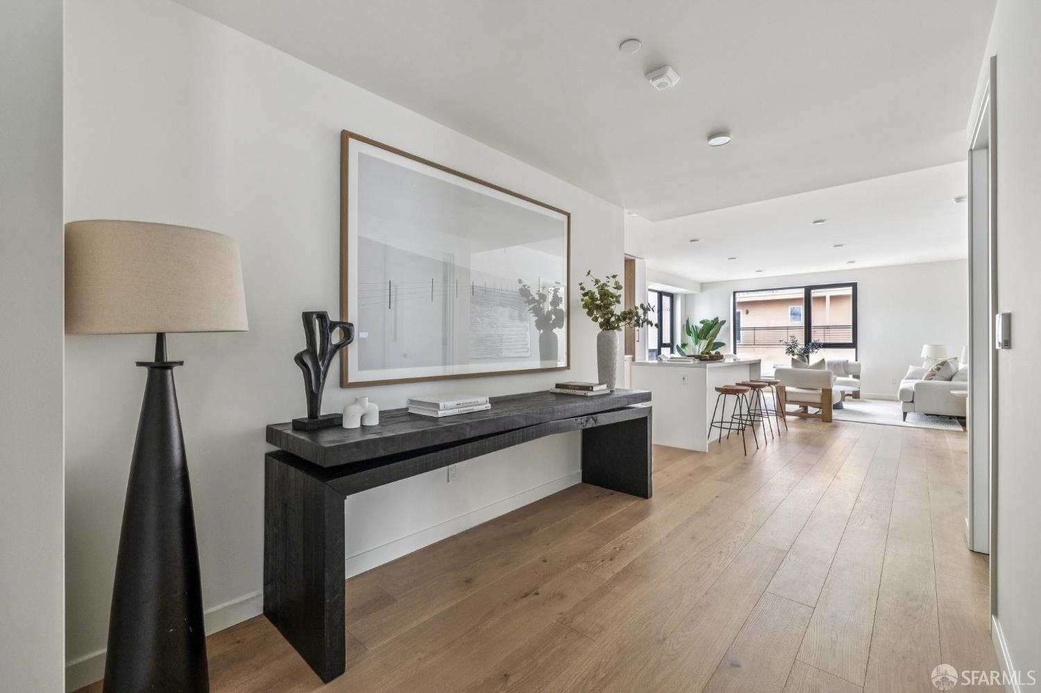 915 North Point Street # J5