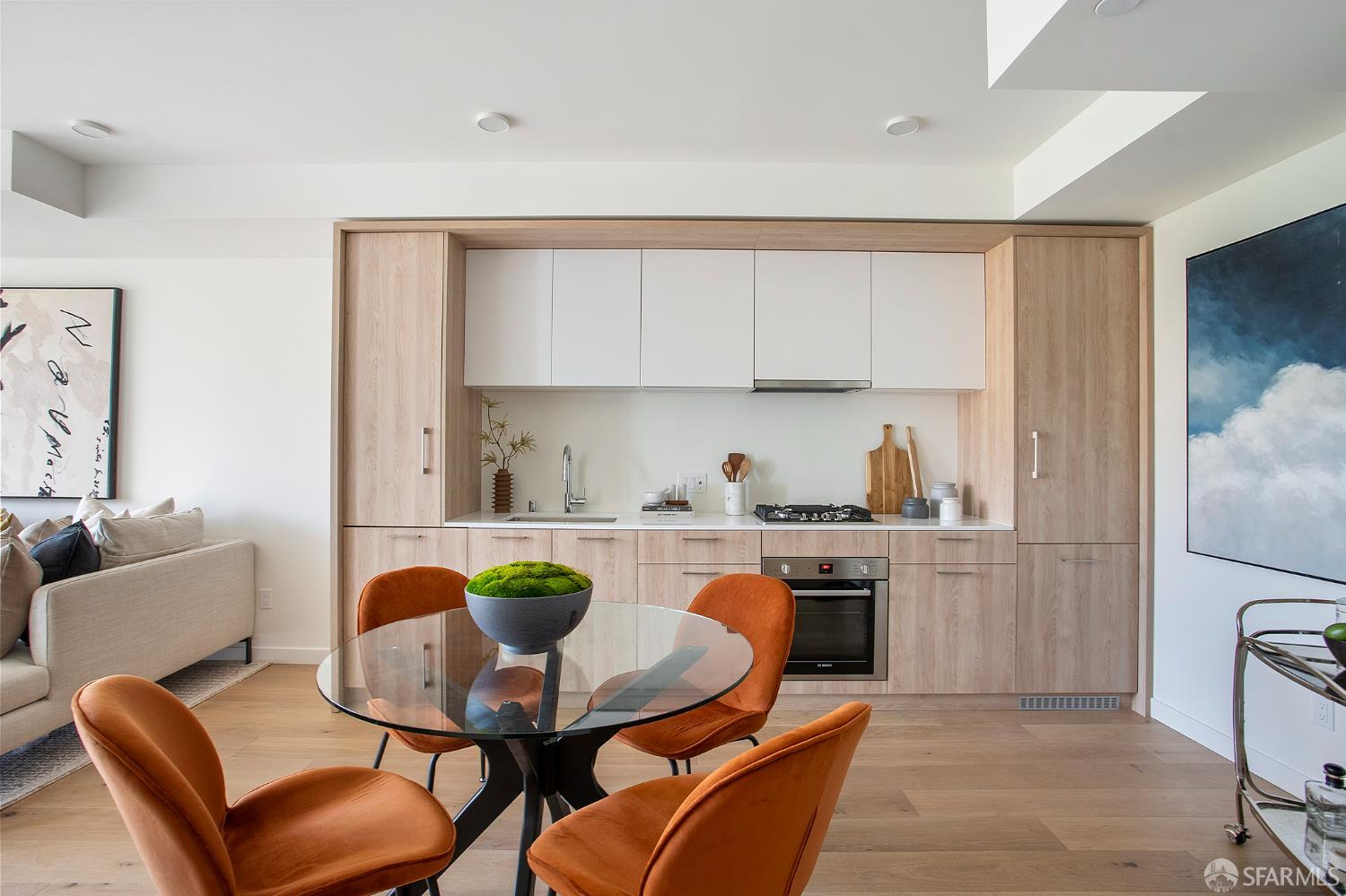 915 North Point Street # M5