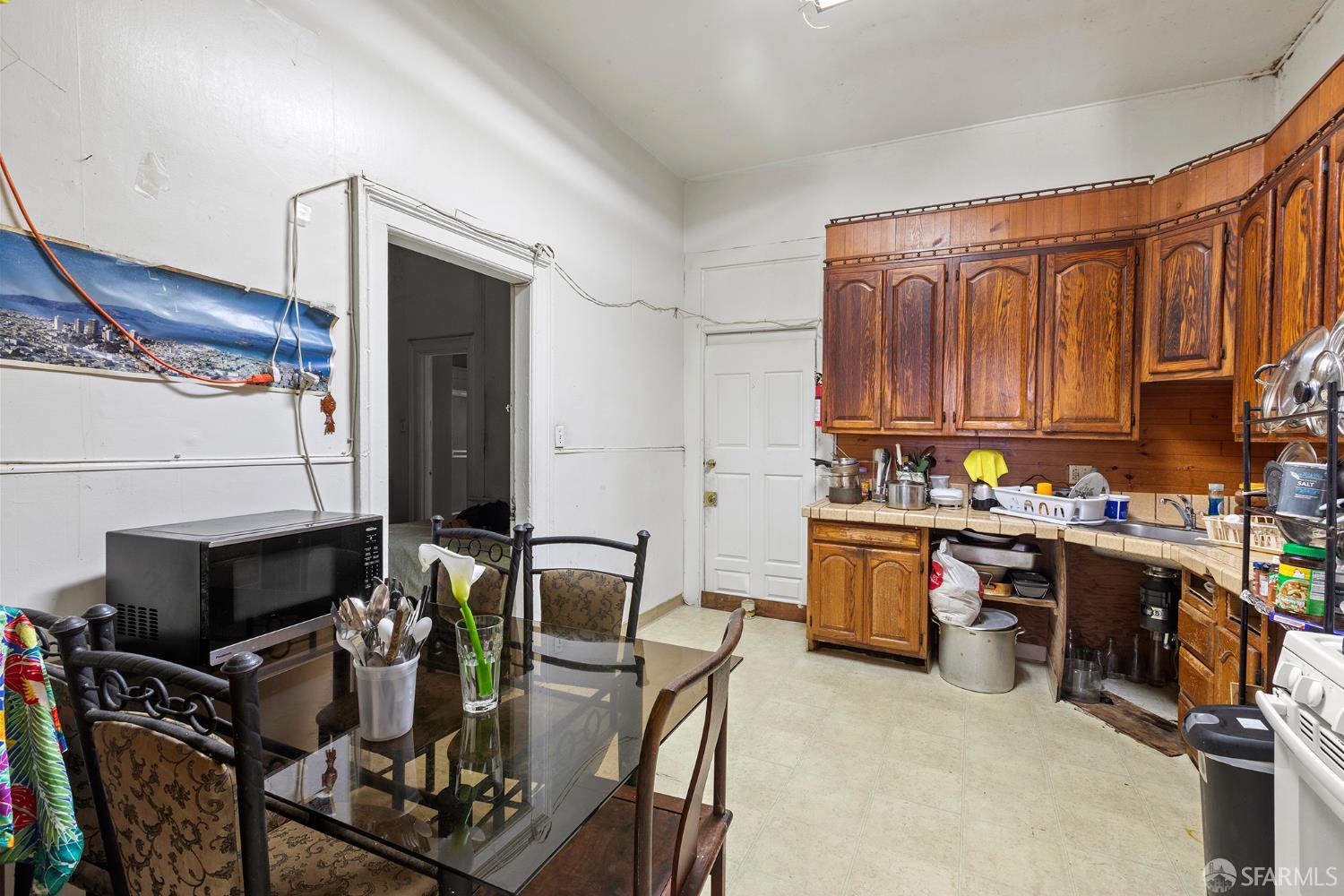 1134-1136 Treat Avenue