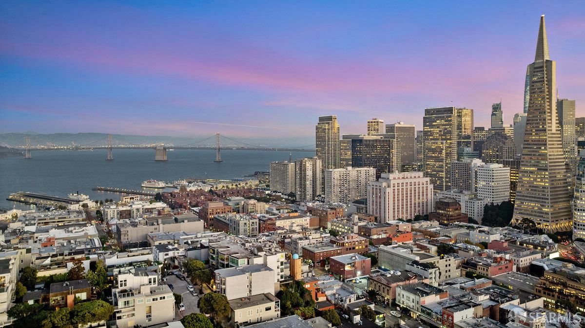 455 Vallejo Street Unit: PH7