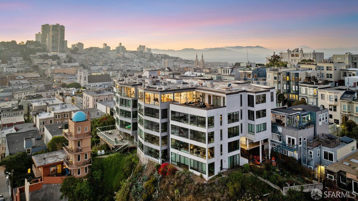 455 Vallejo Street Unit: PH7