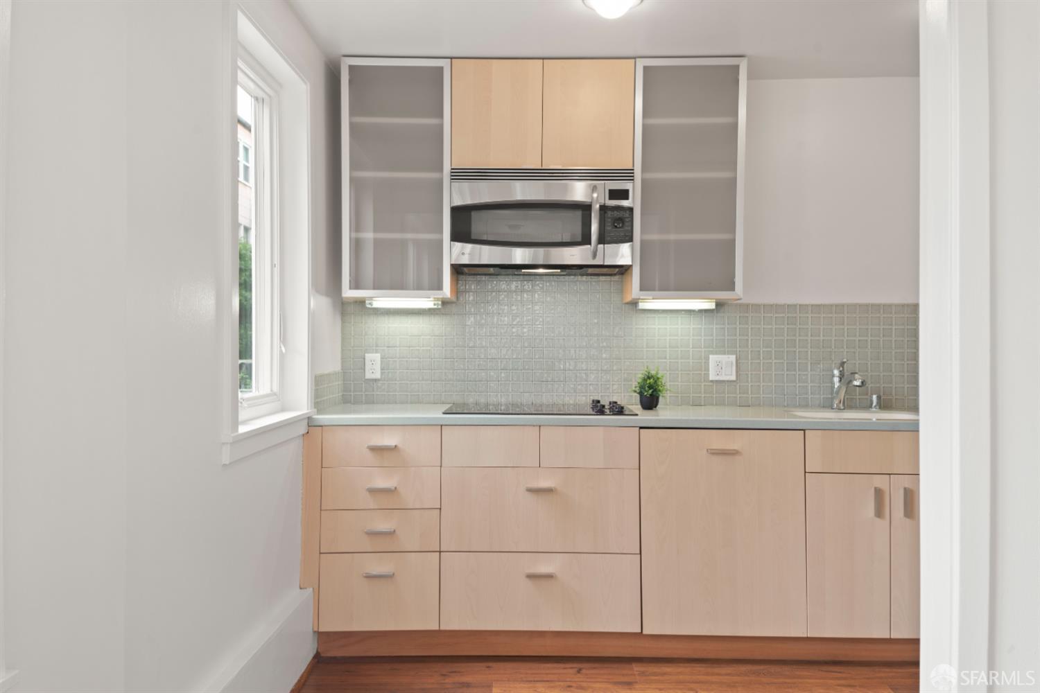 392-394 Chestnut Street