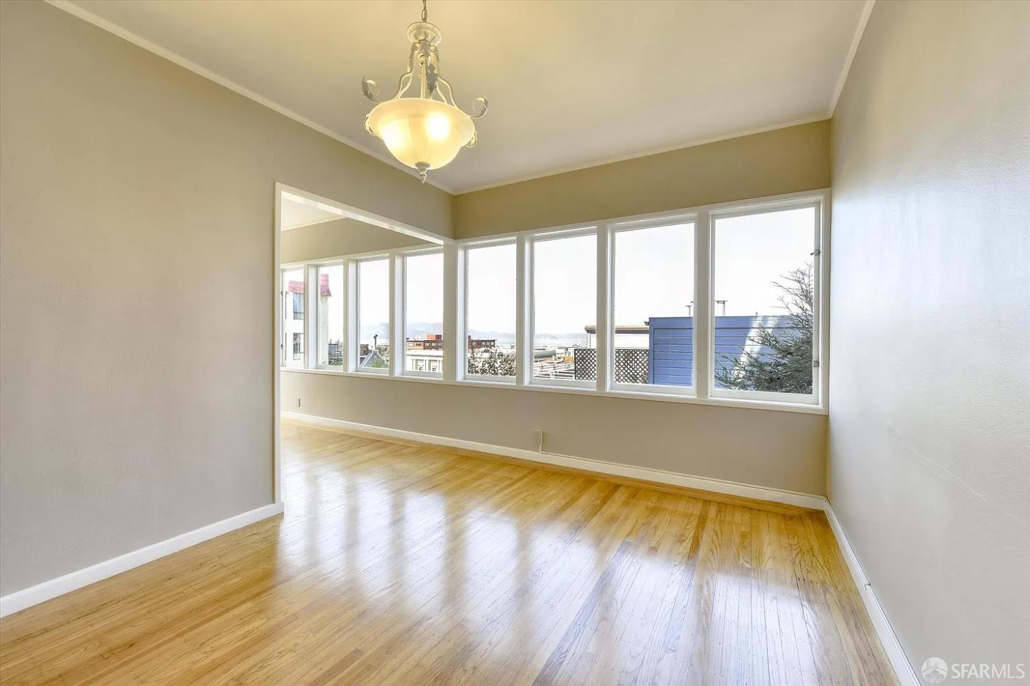 392-394 Chestnut Street