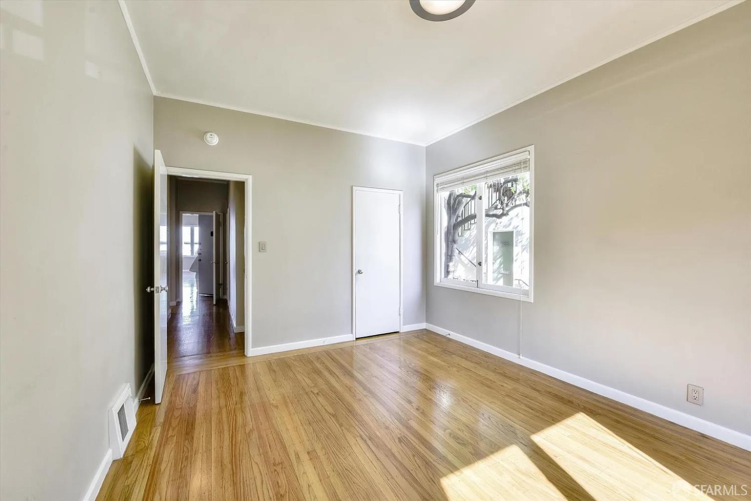 392-394 Chestnut Street