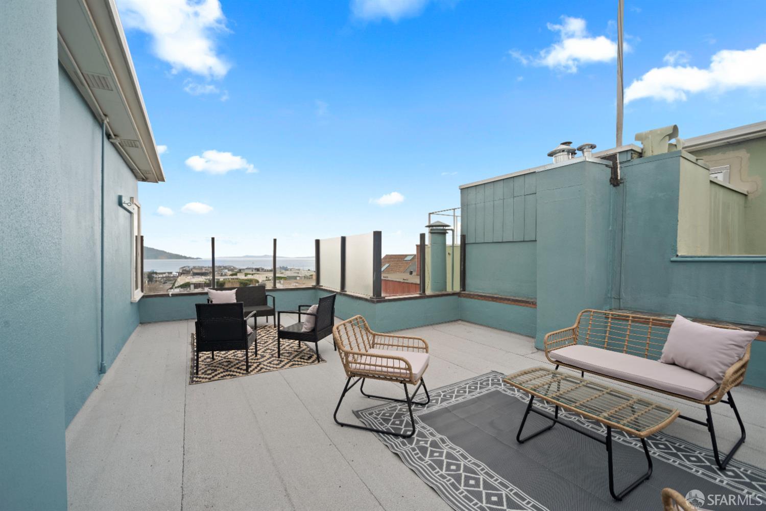 392-394 Chestnut Street