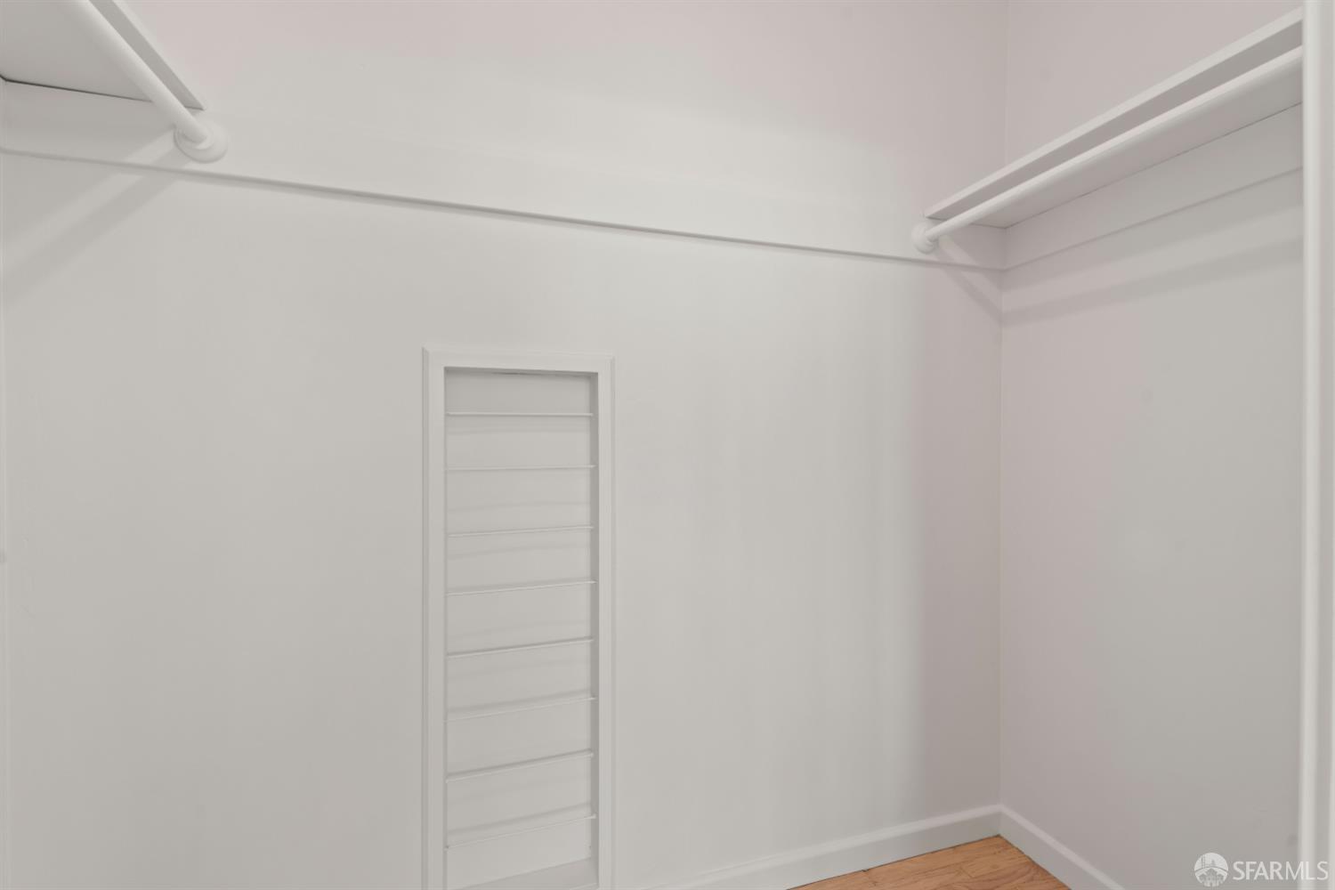 392-394 Chestnut Street