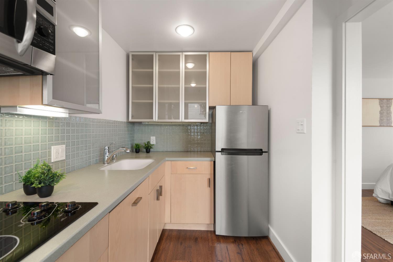 392-394 Chestnut Street