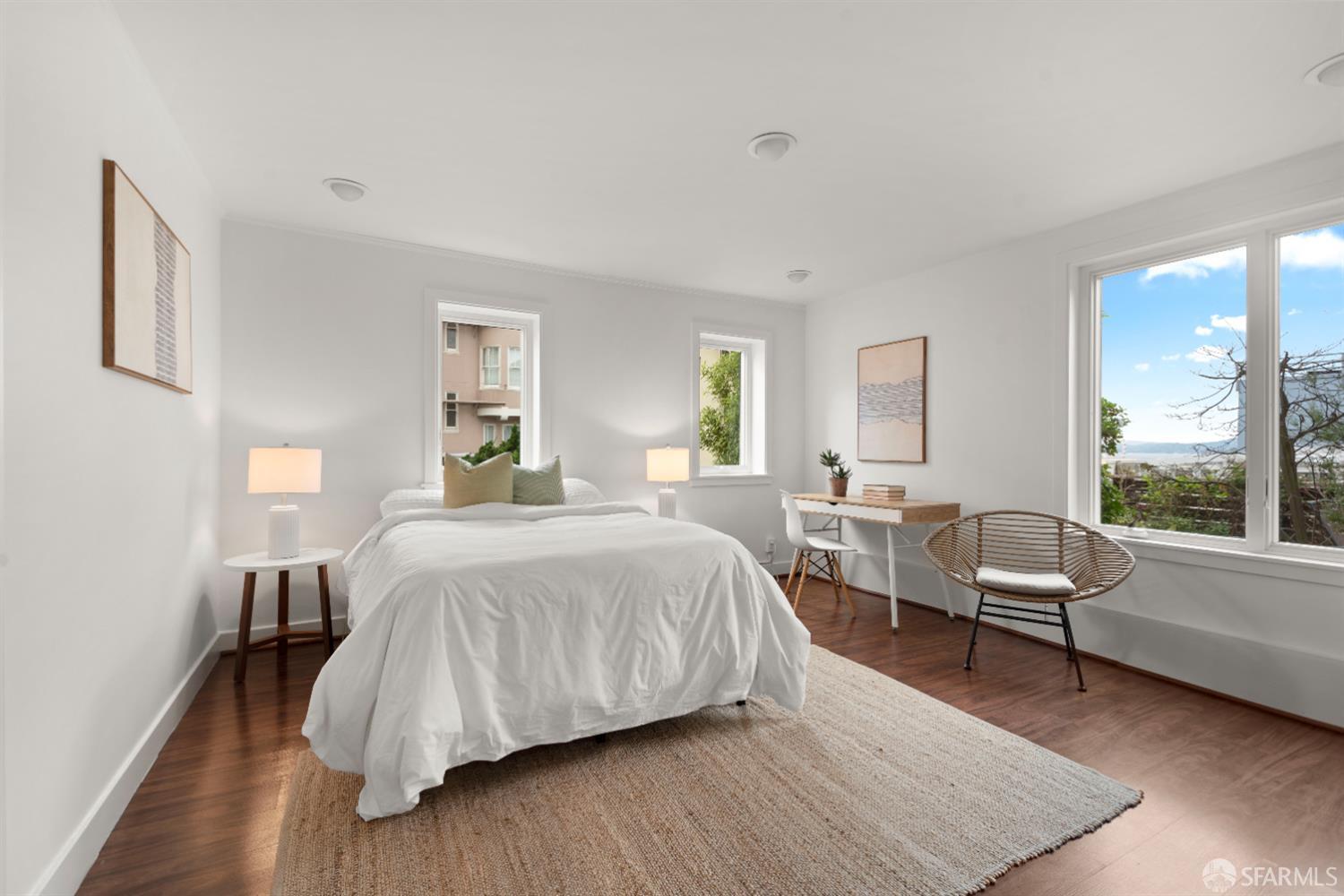 392-394 Chestnut Street