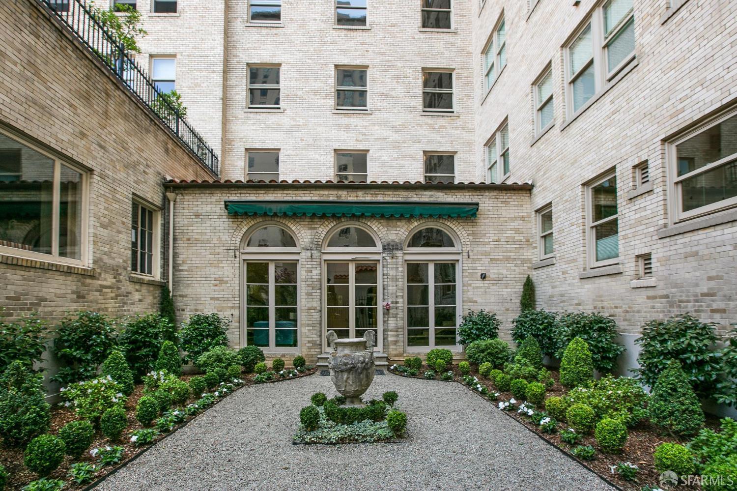 1100 Sacramento Street # 302