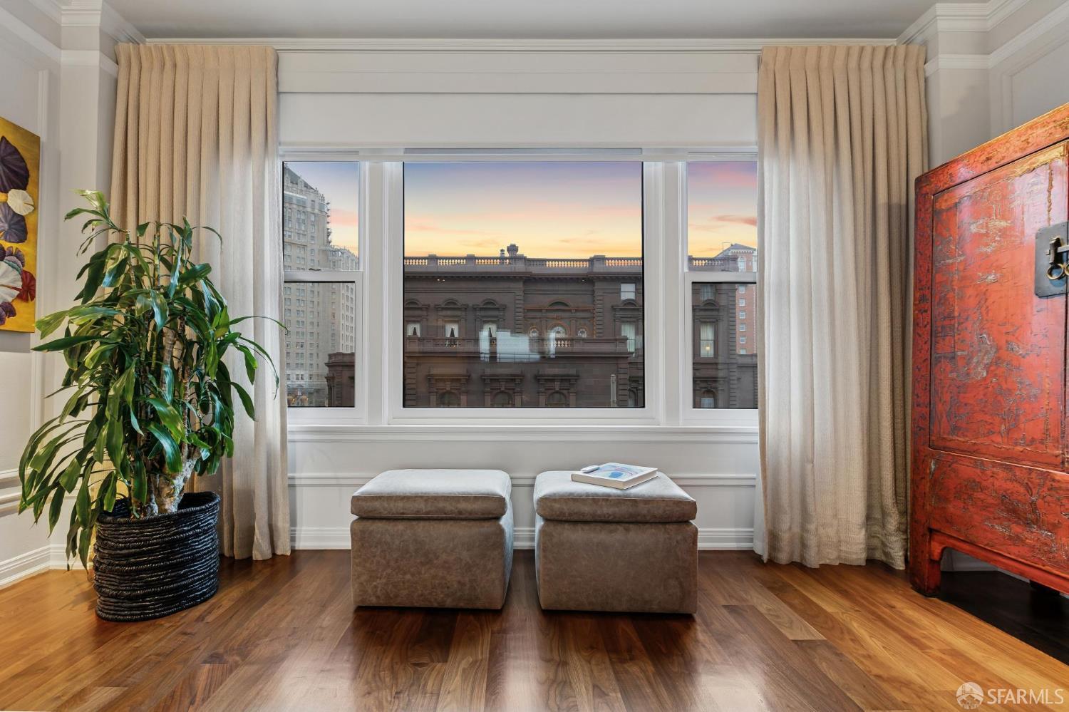 1100 Sacramento Street # 302