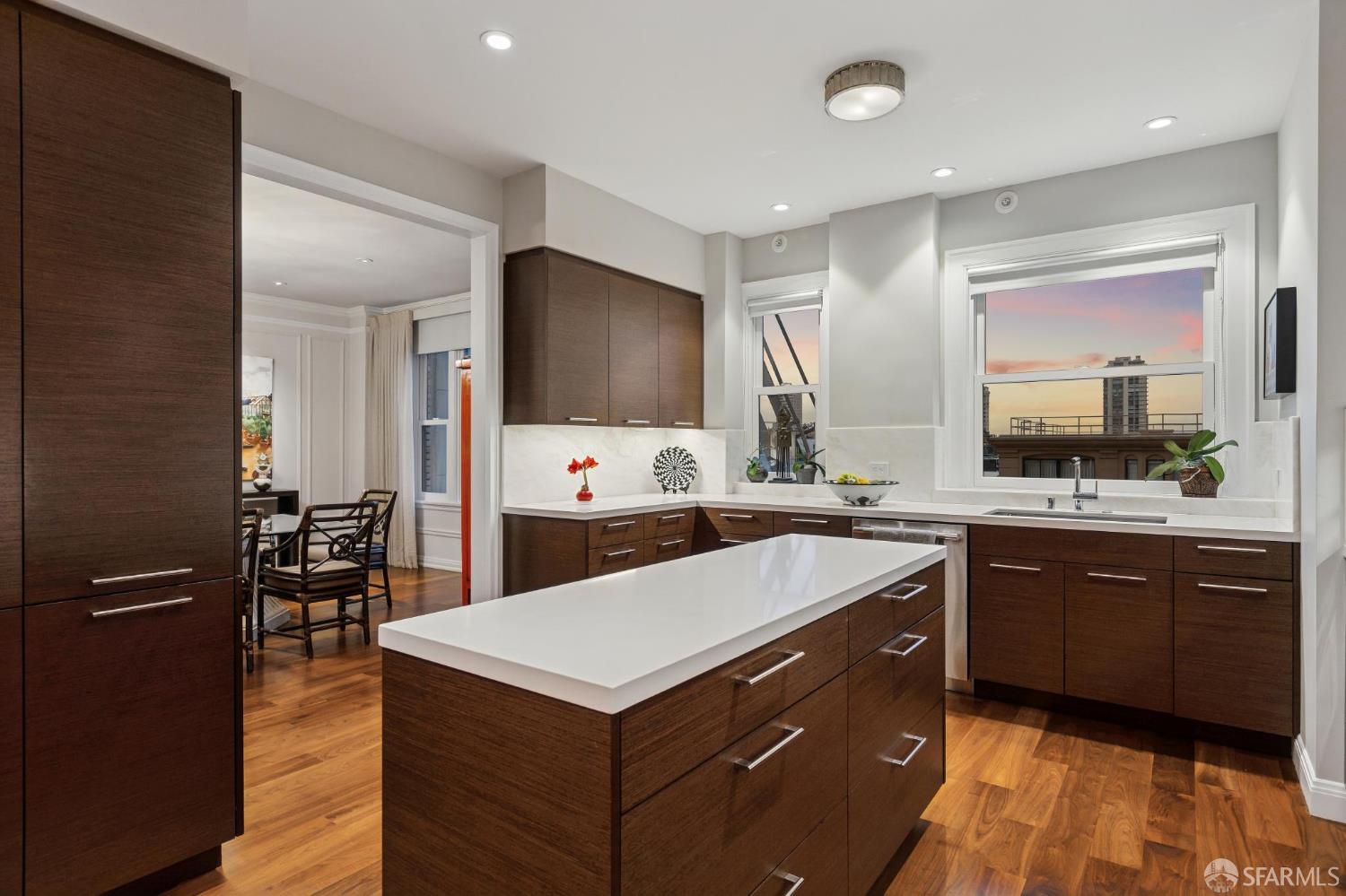 1100 Sacramento Street # 302