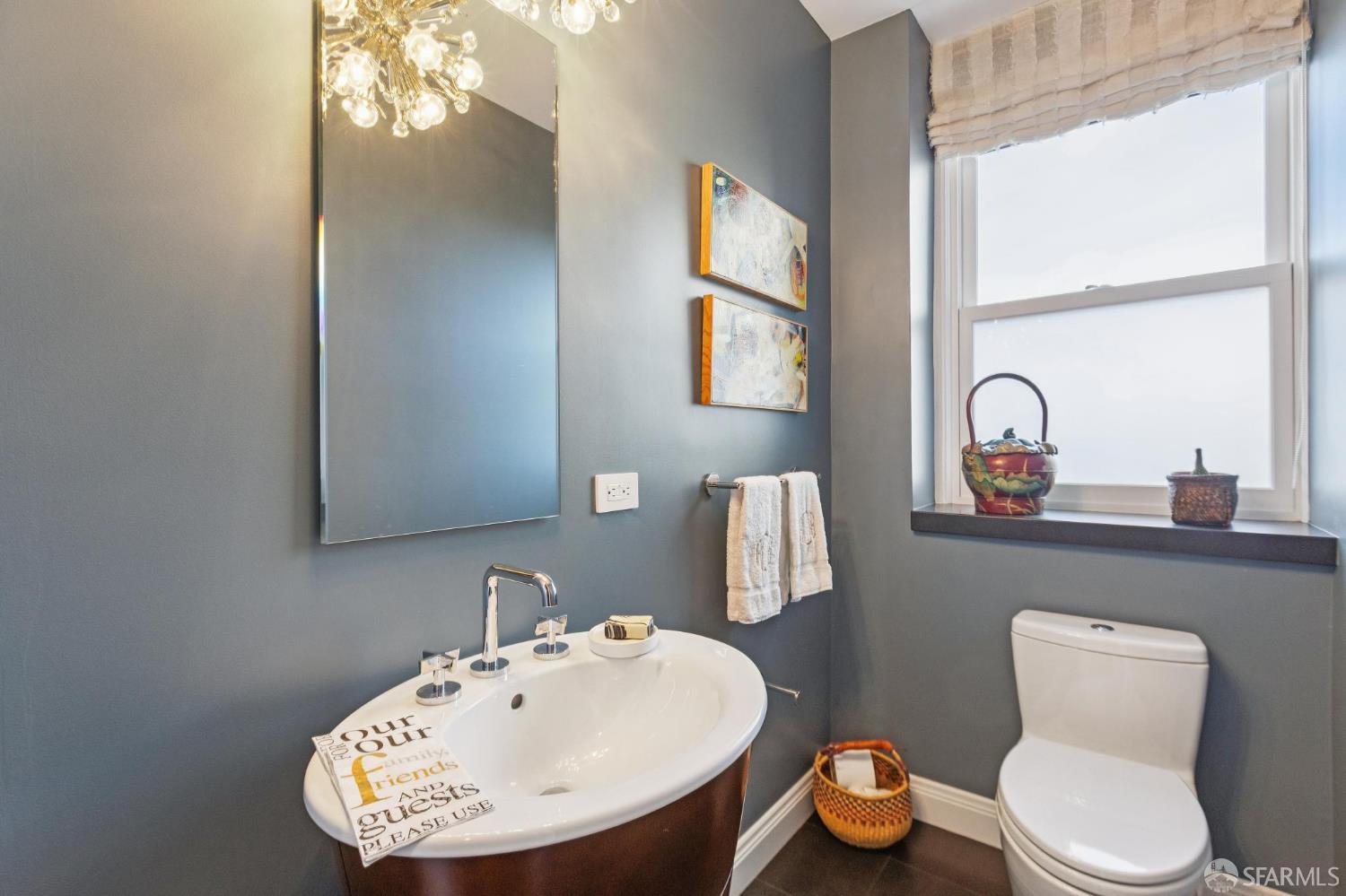 1100 Sacramento Street # 302