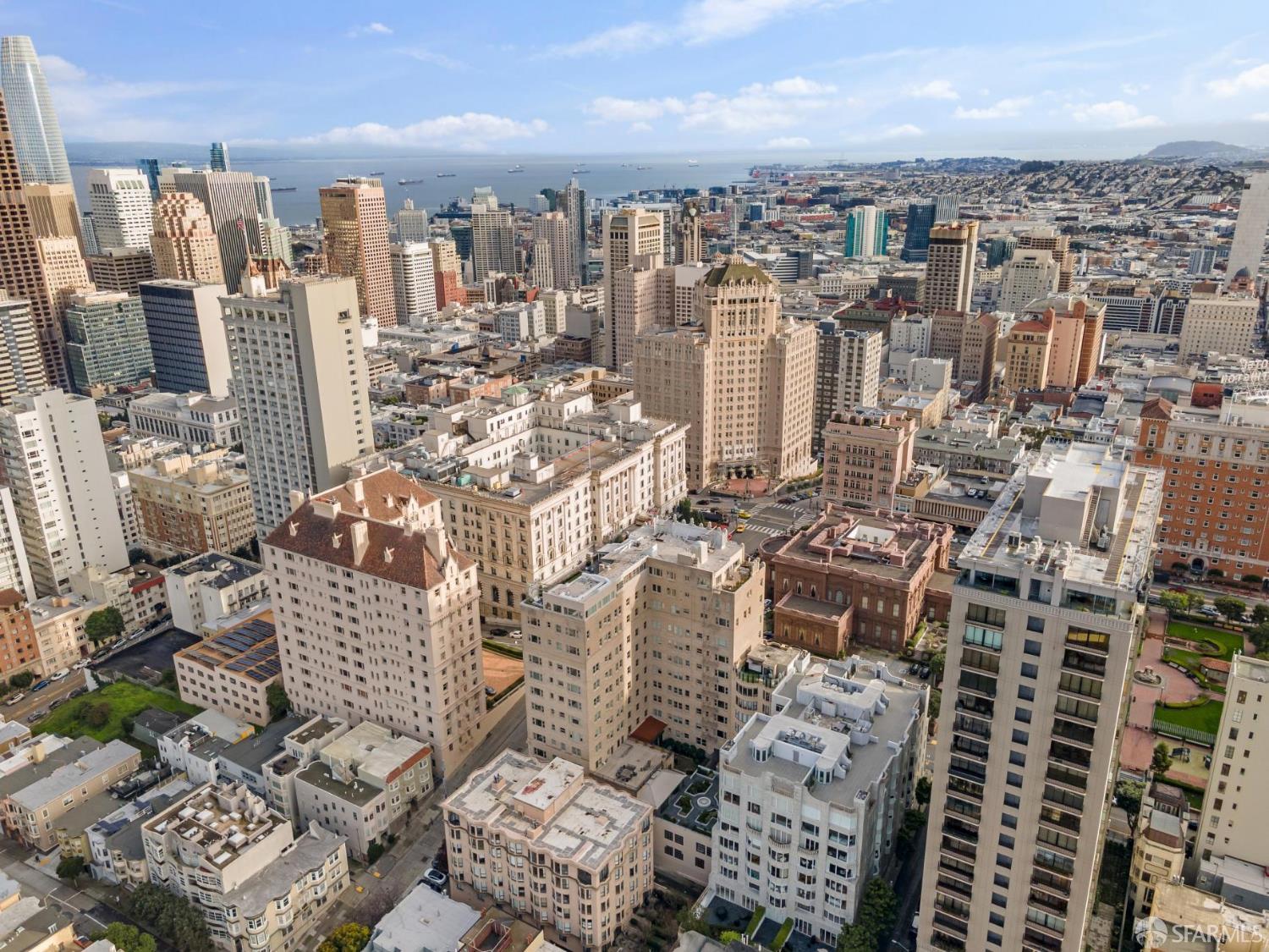 1100 Sacramento Street # 302