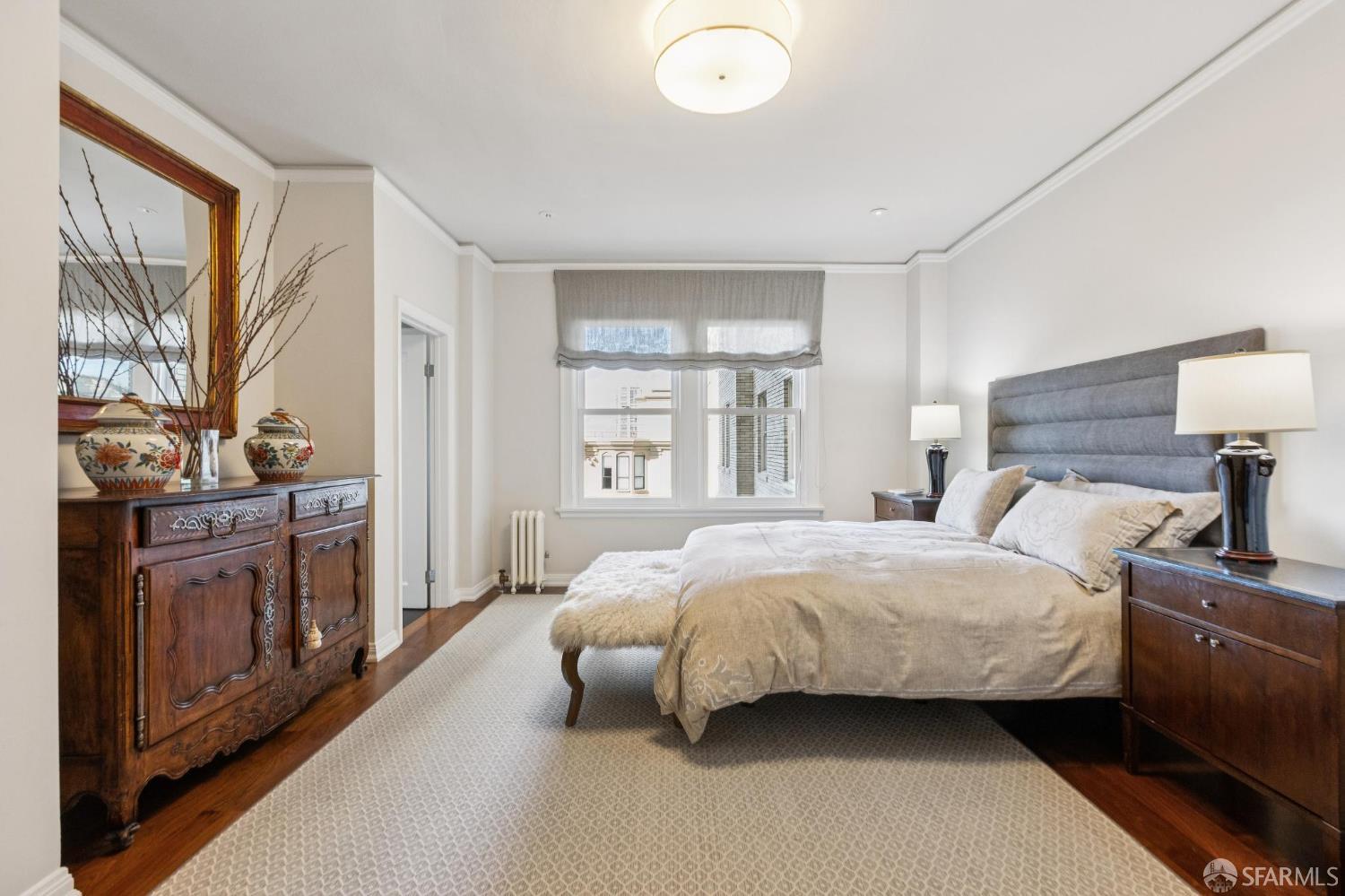 1100 Sacramento Street # 302