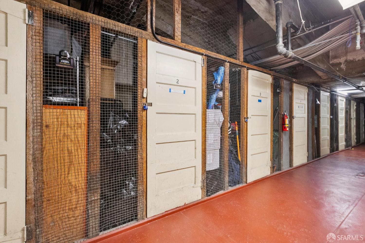 1100 Sacramento Street # 302