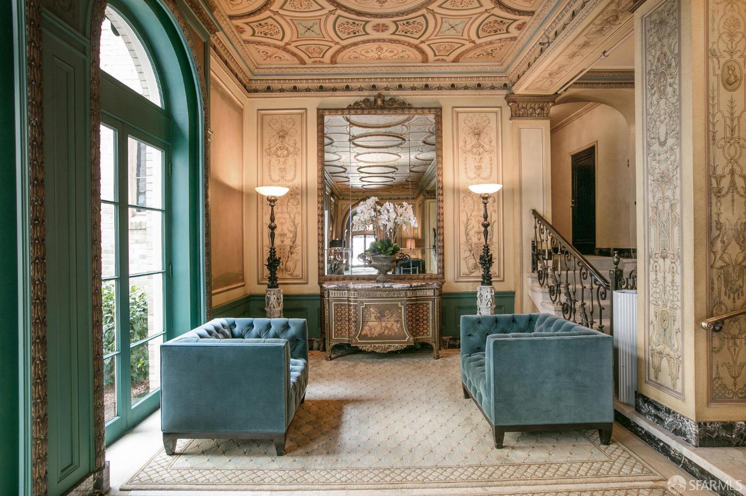 1100 Sacramento Street # 302