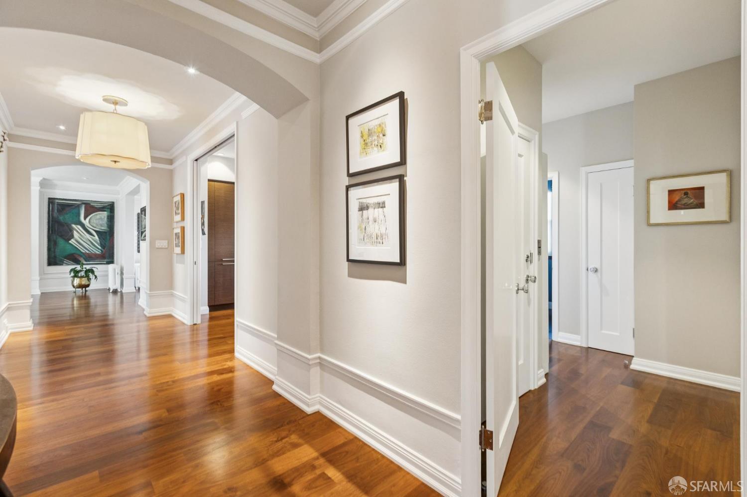 1100 Sacramento Street # 302