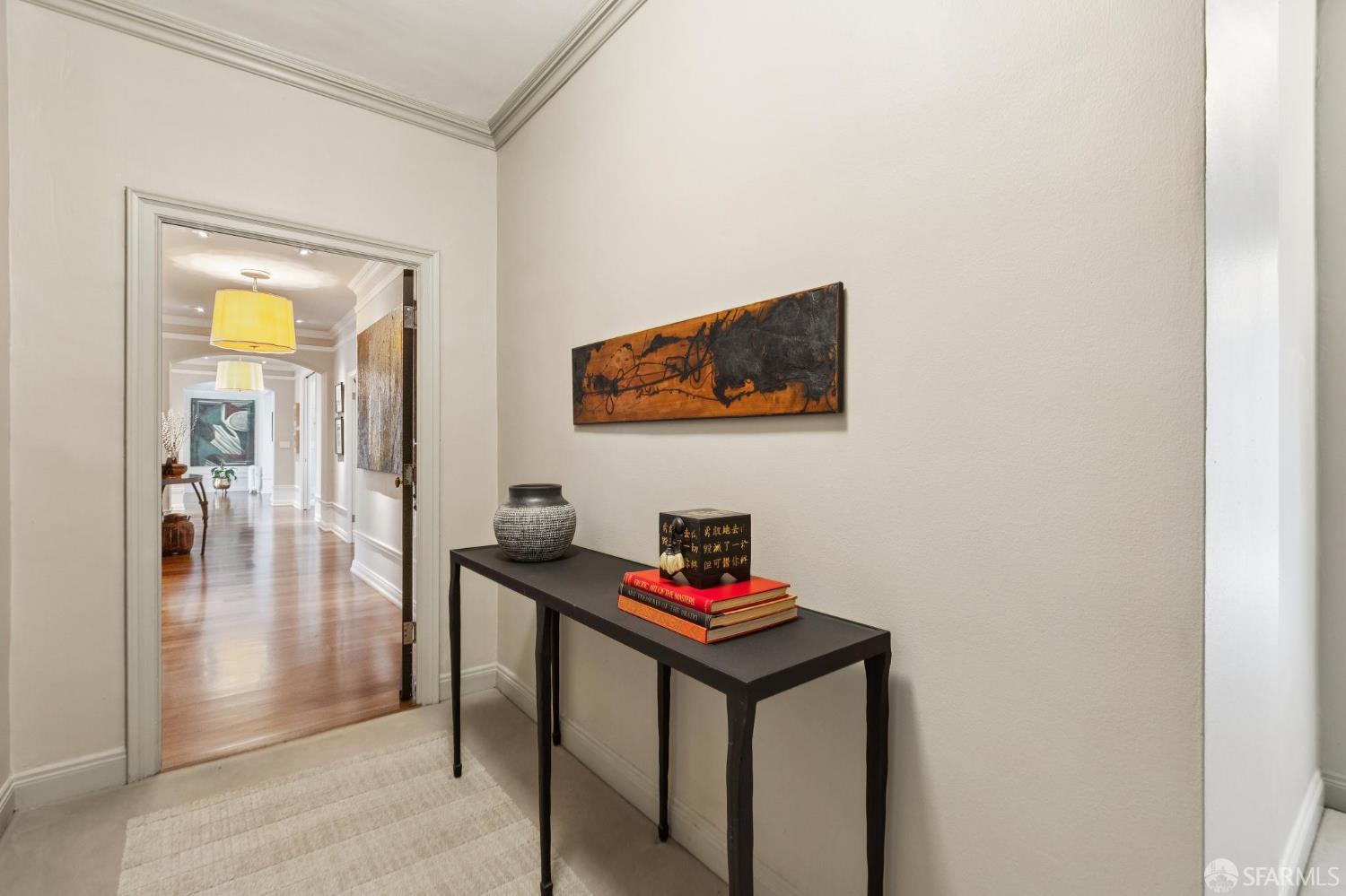 1100 Sacramento Street # 302