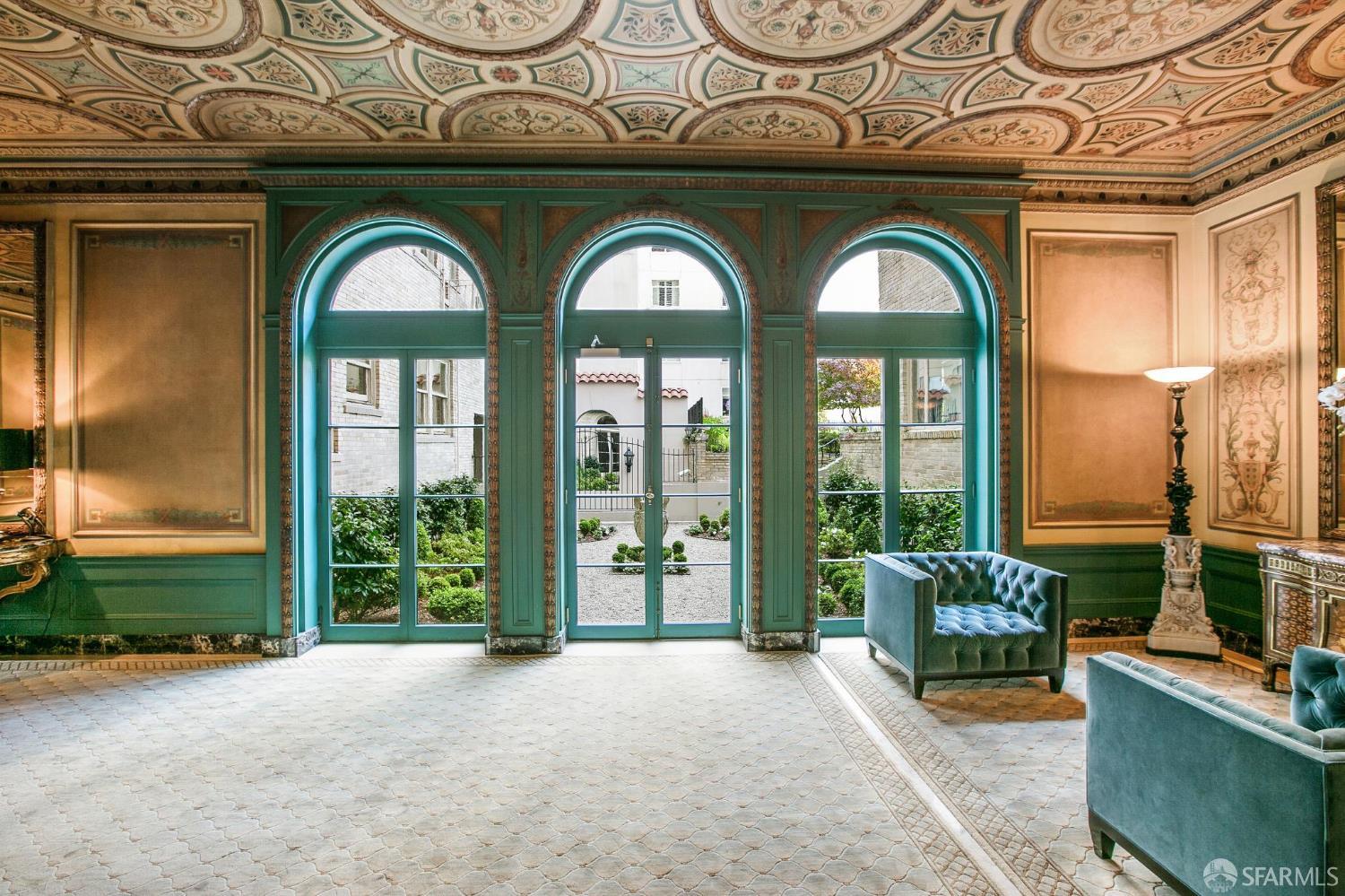 1100 Sacramento Street # 302