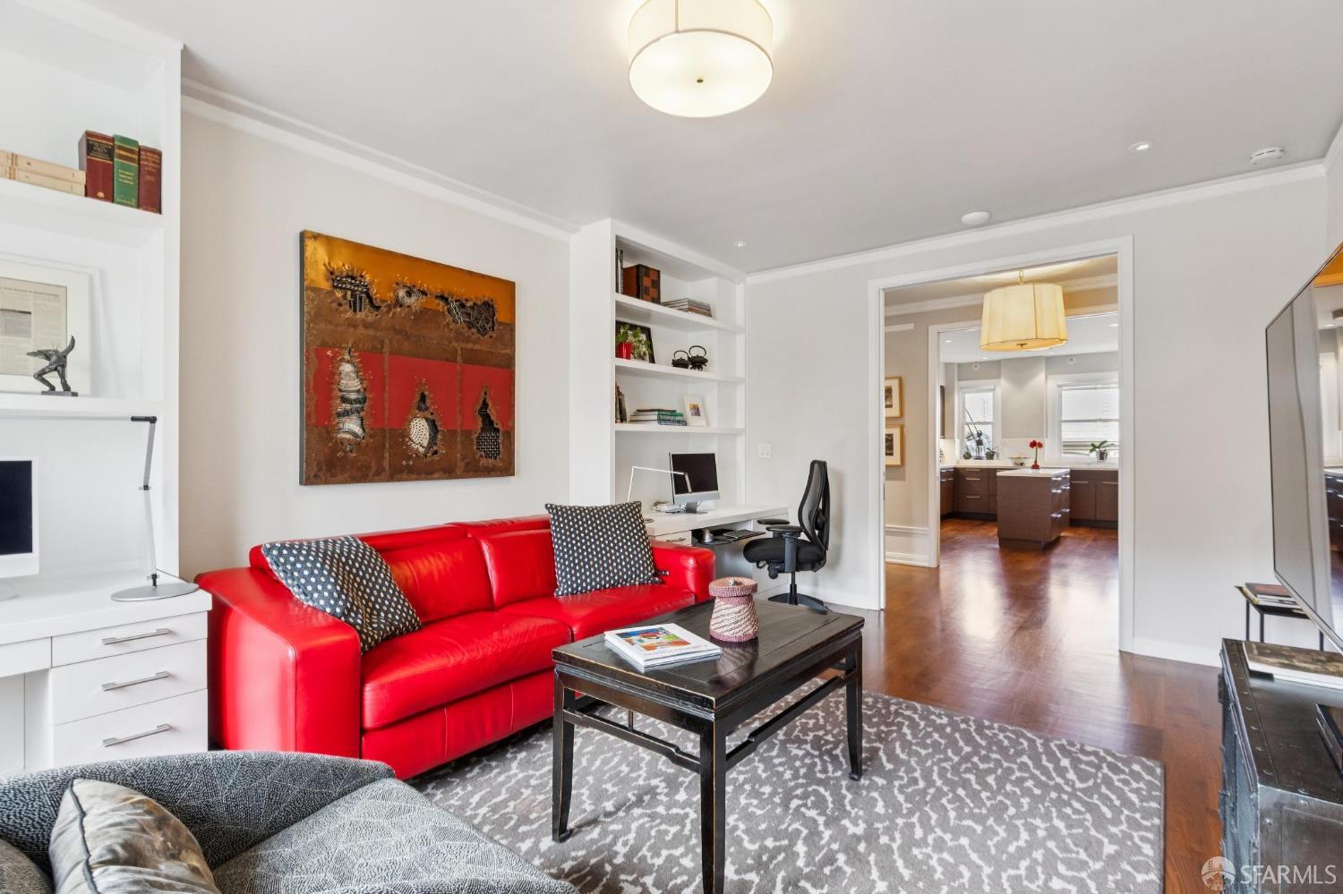 1100 Sacramento Street # 302