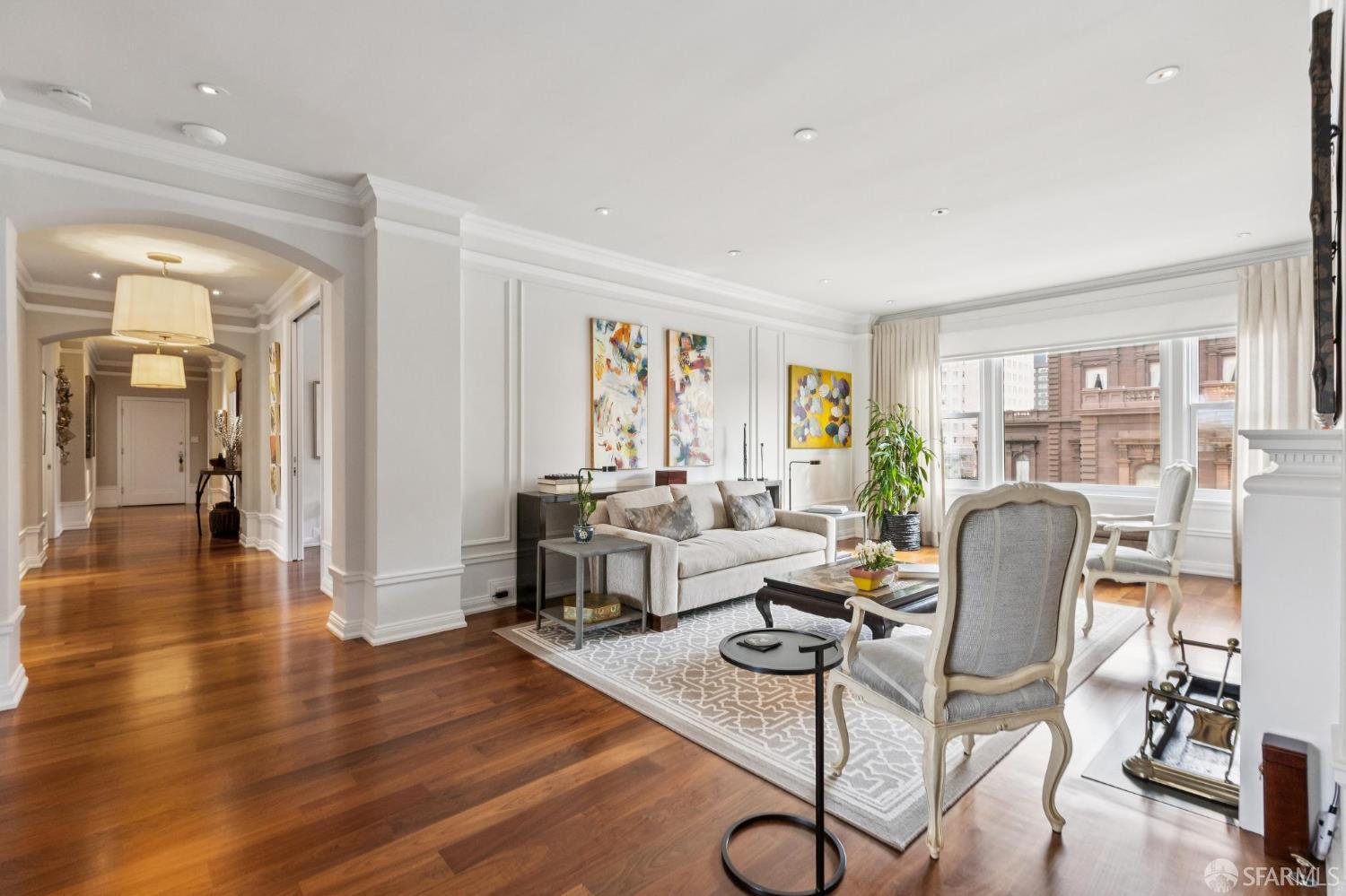 1100 Sacramento Street # 302