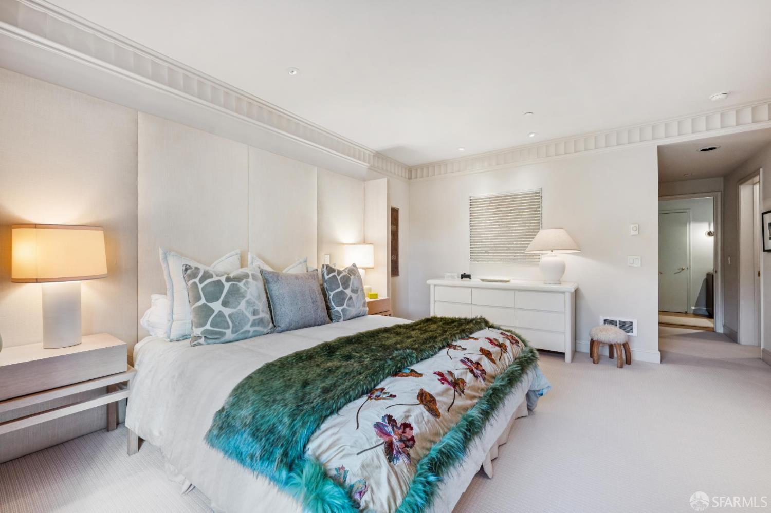 1150 Lombard Street # 28