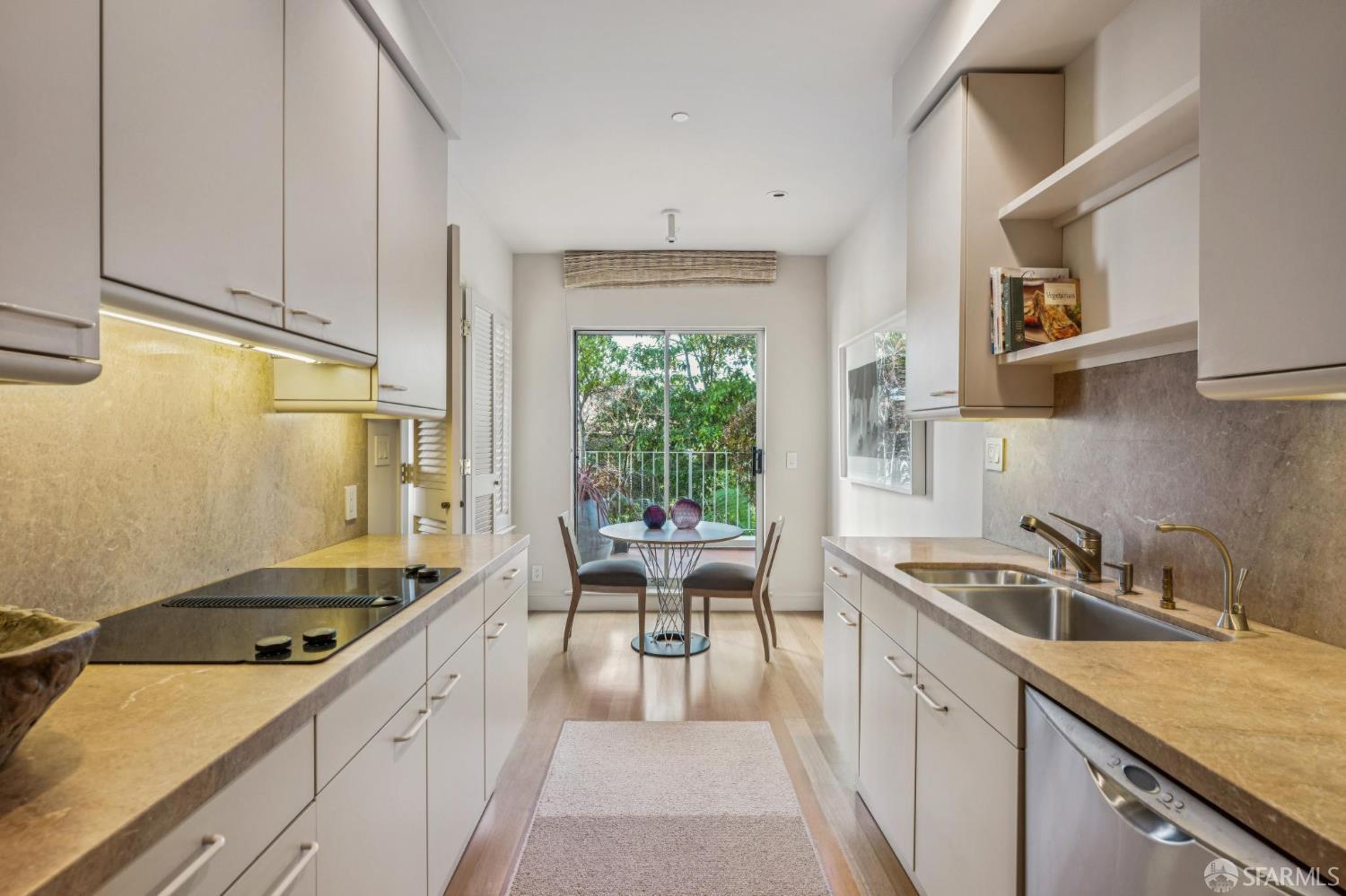 1150 Lombard Street # 28