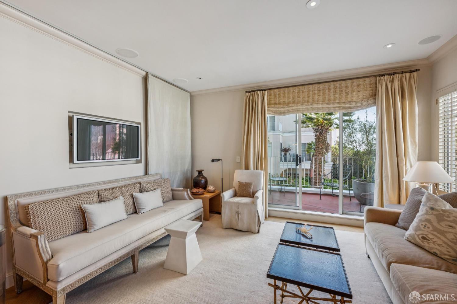 1150 Lombard Street # 28