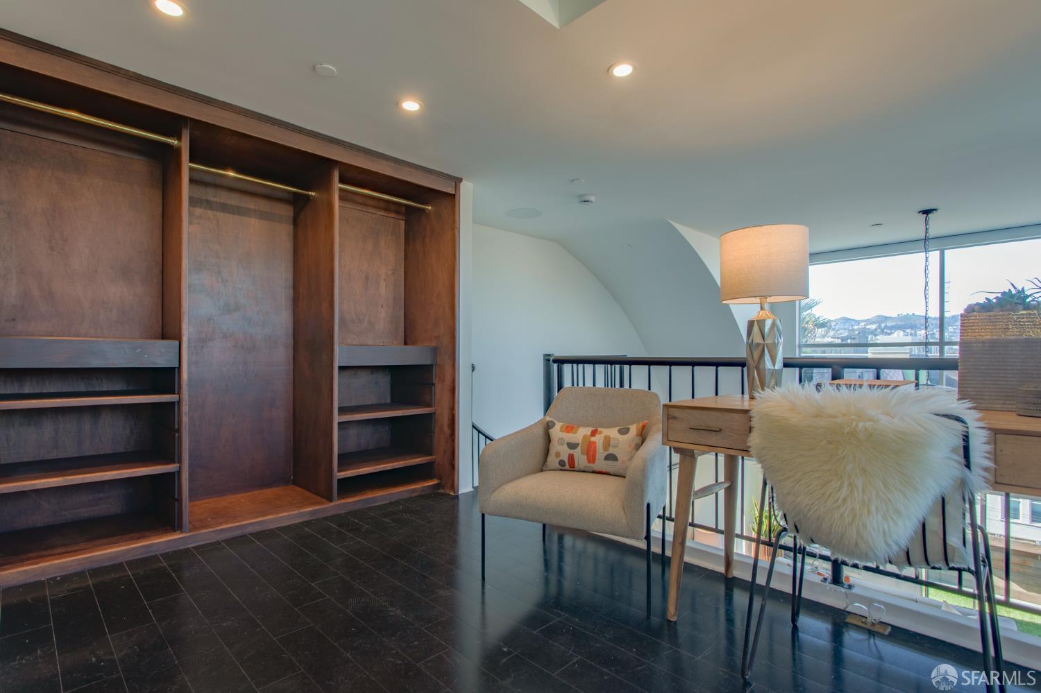 633 Hampshire Street # 5