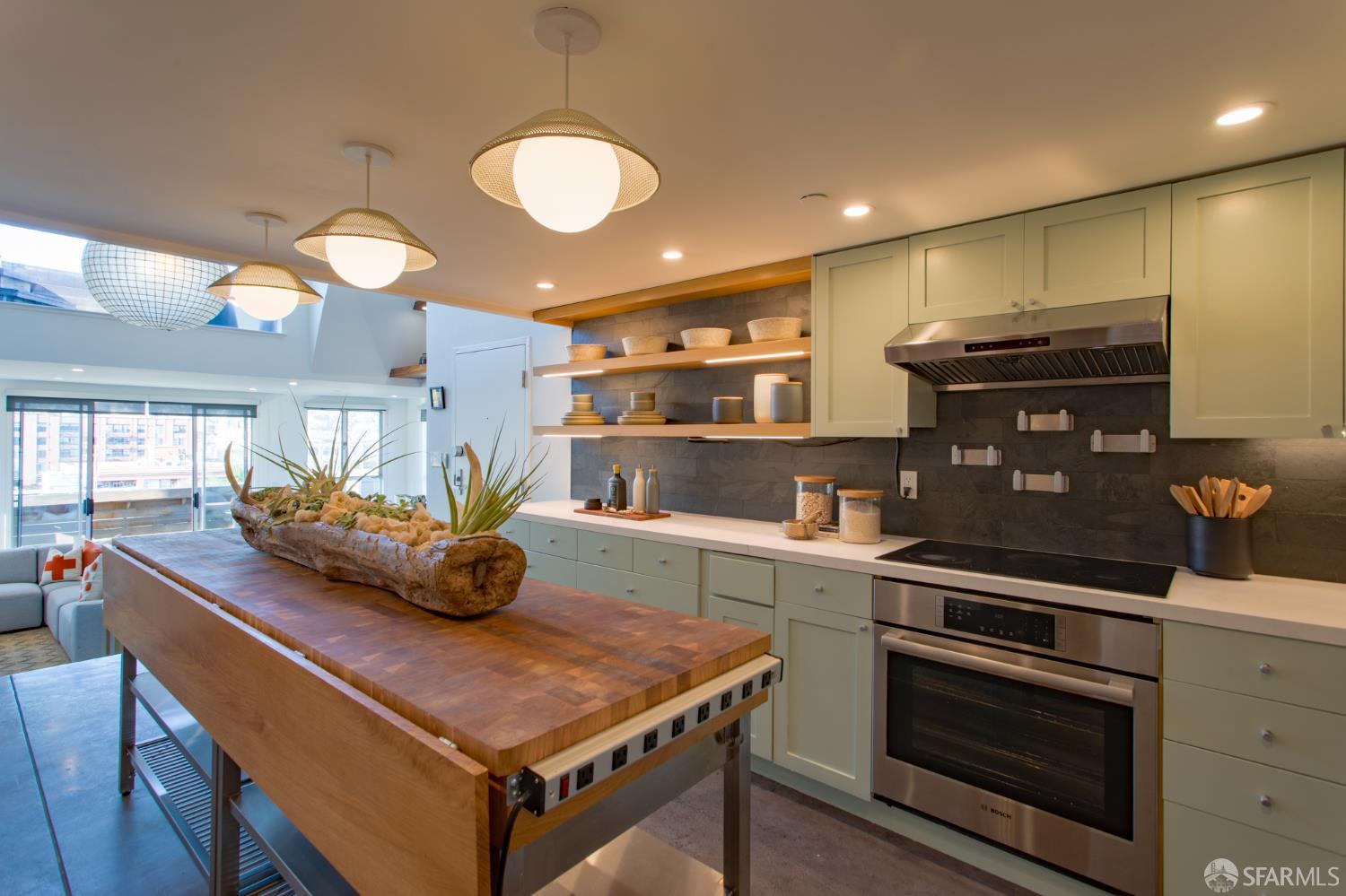 633 Hampshire Street # 5