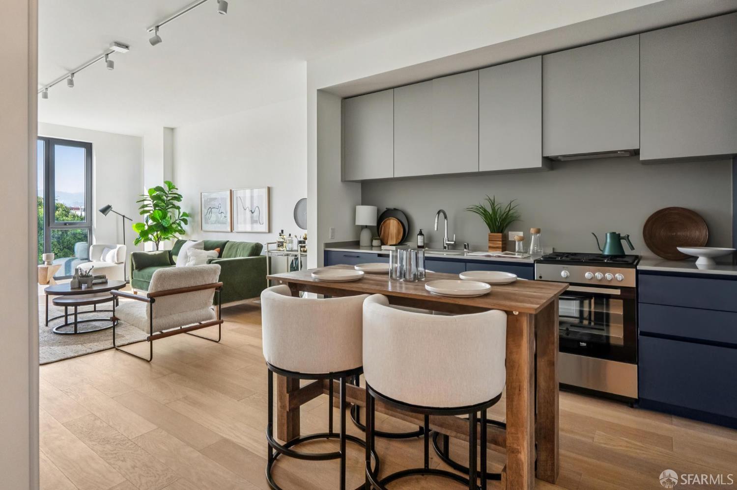 988 Harrison Street Unit: WD2