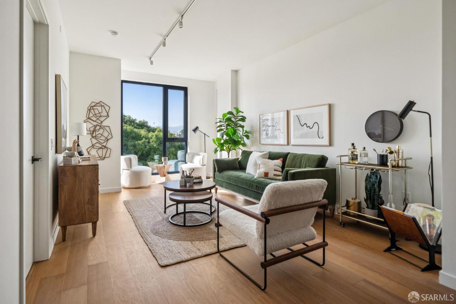 988 Harrison Street Unit: WD2