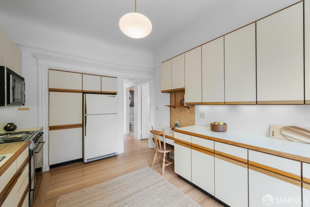 171-73 Buena Vista Avenue