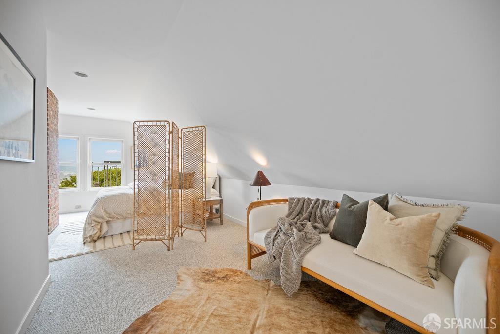 171-73 Buena Vista Avenue