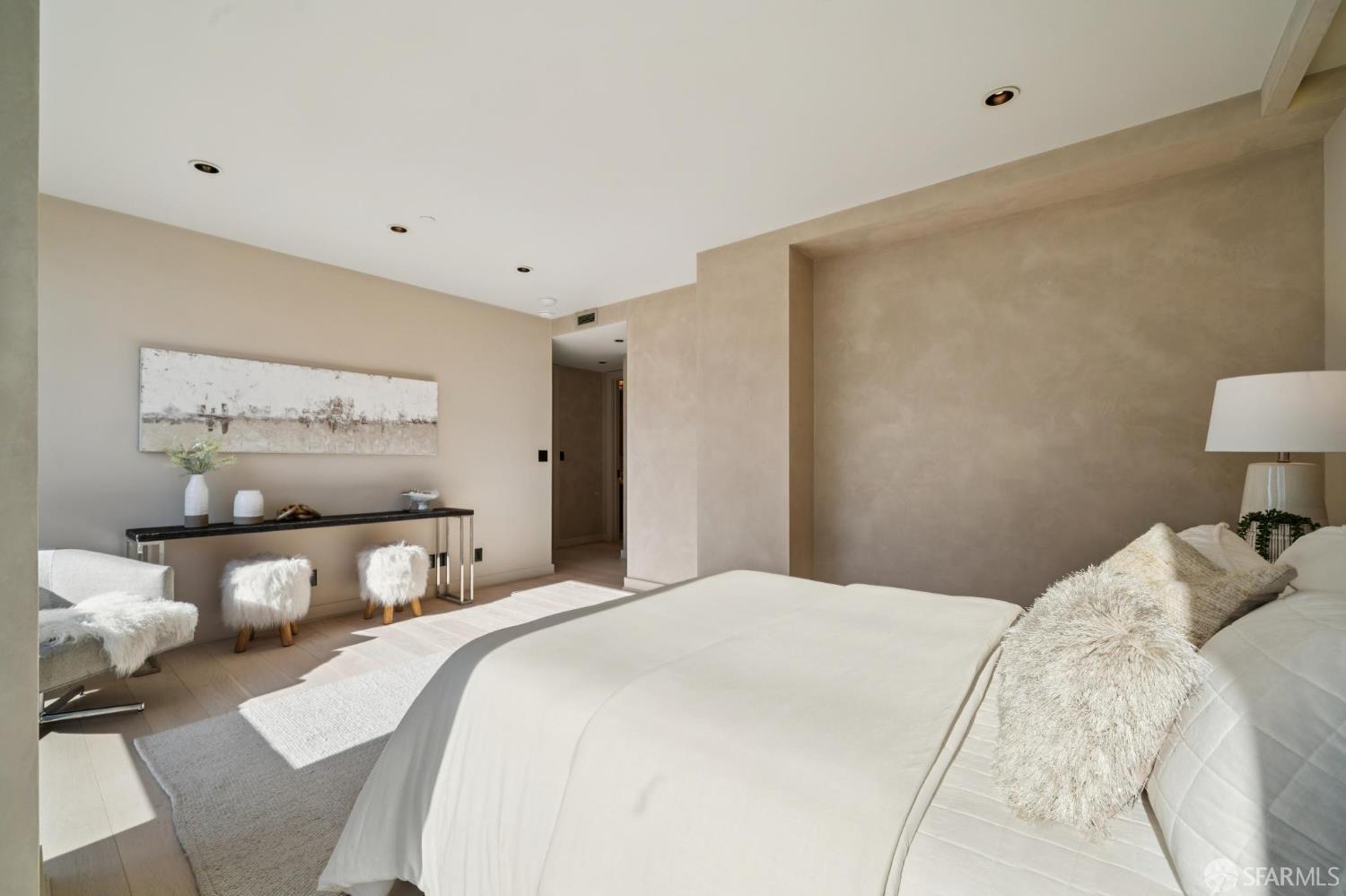 611 Washington Street # 2306