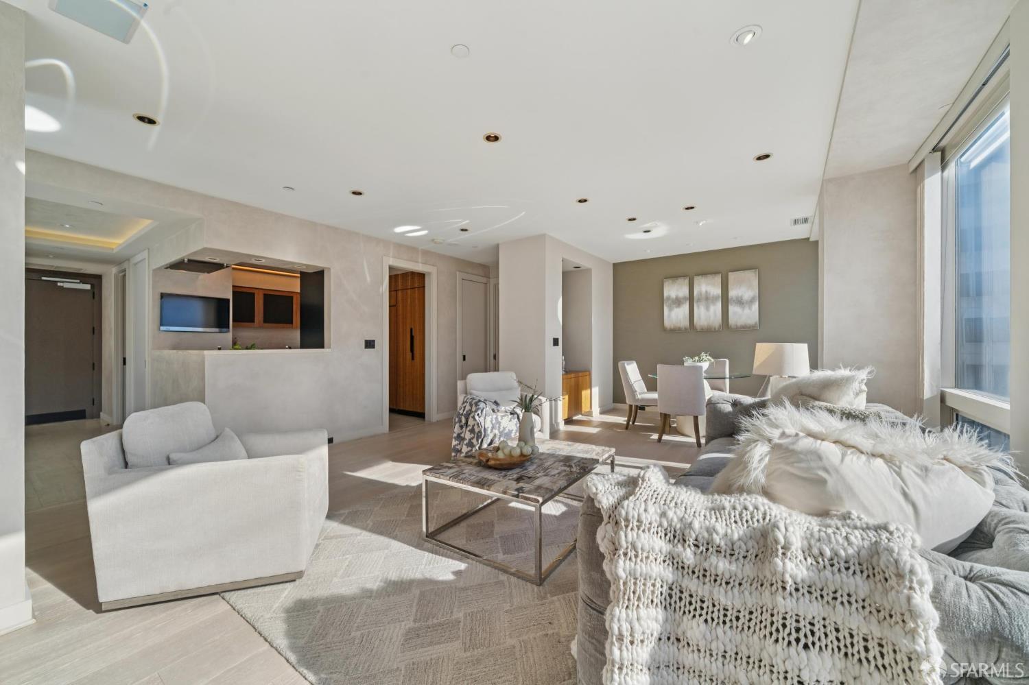 611 Washington Street # 2306