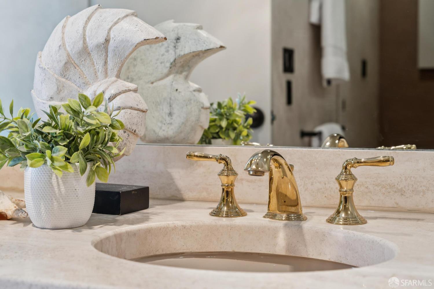 611 Washington Street # 2306