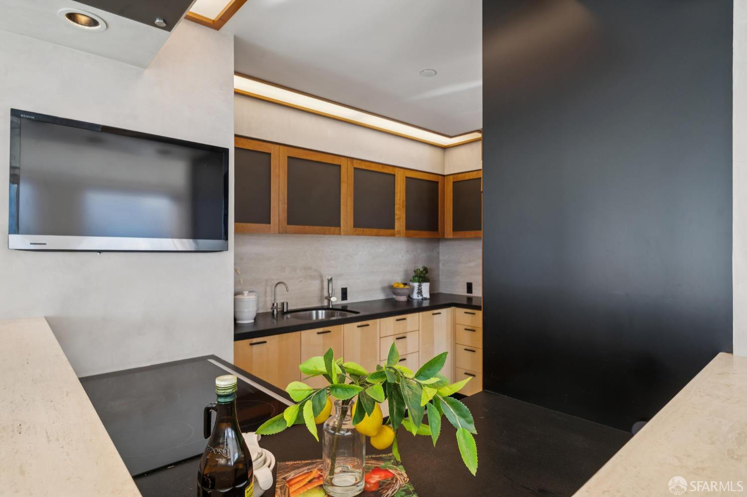 611 Washington Street # 2306