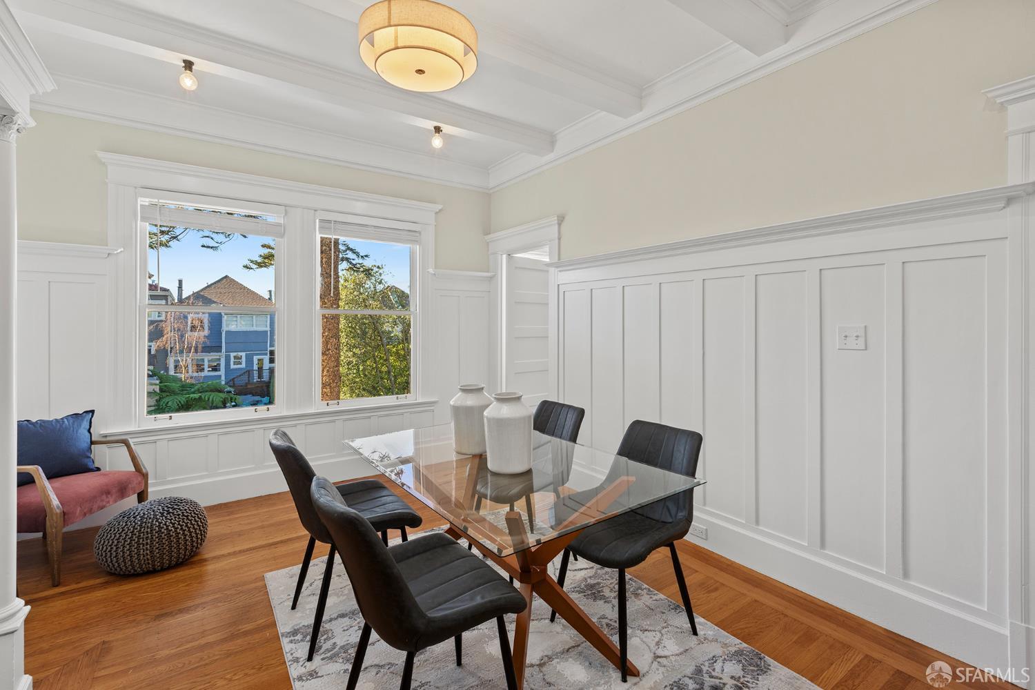 1231-1233 4th Avenue