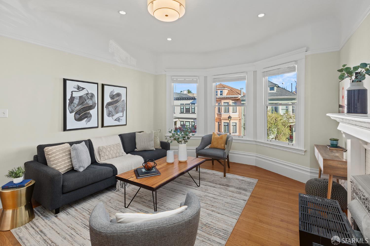 1231-1233 4th Avenue