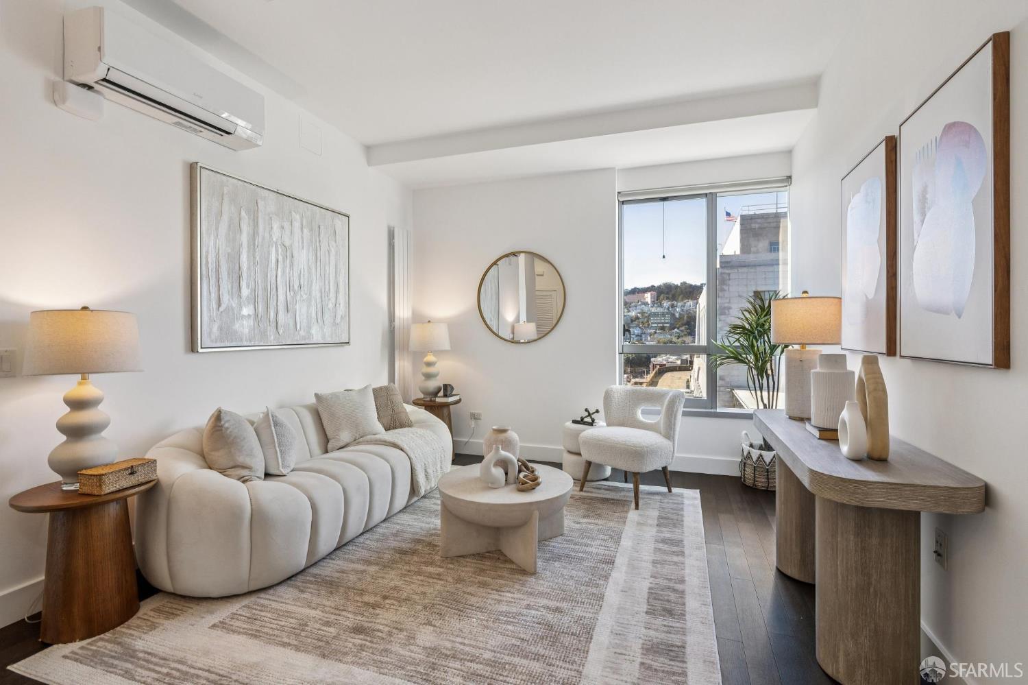 8 Buchanan Street # 803