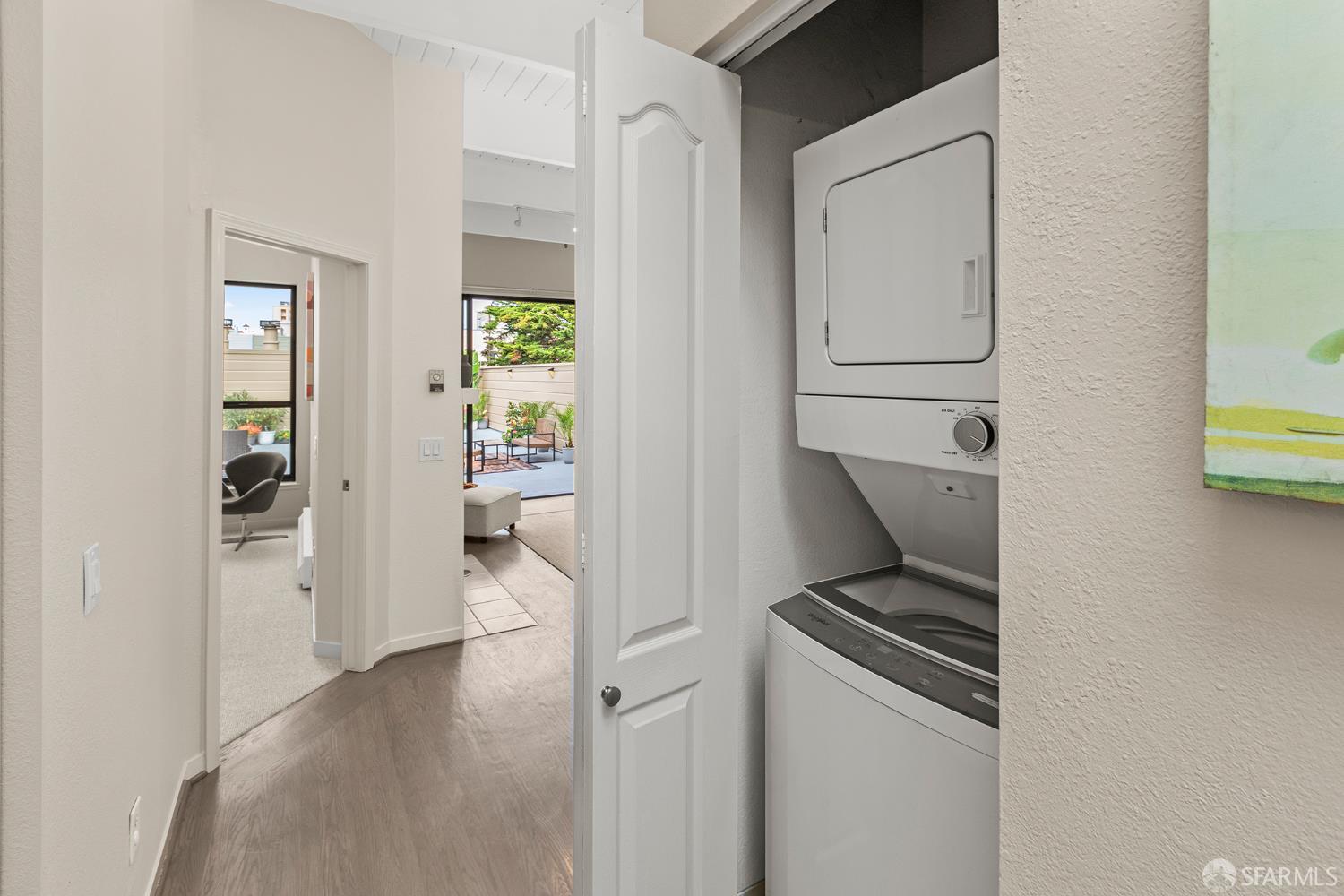 1960 Hayes Street # 13