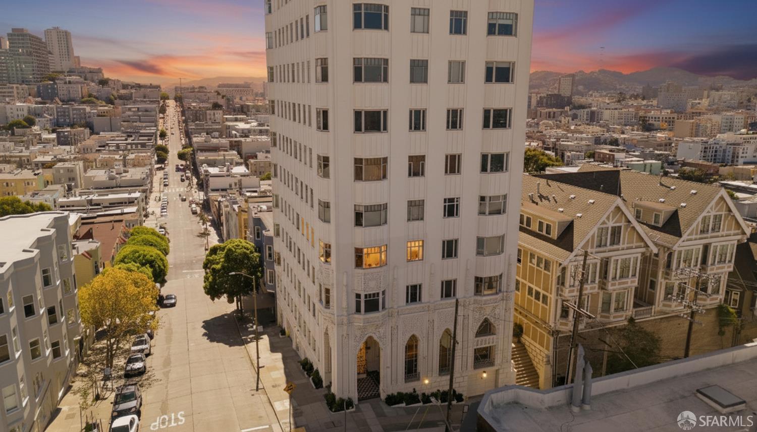 1101 Green Street # 404