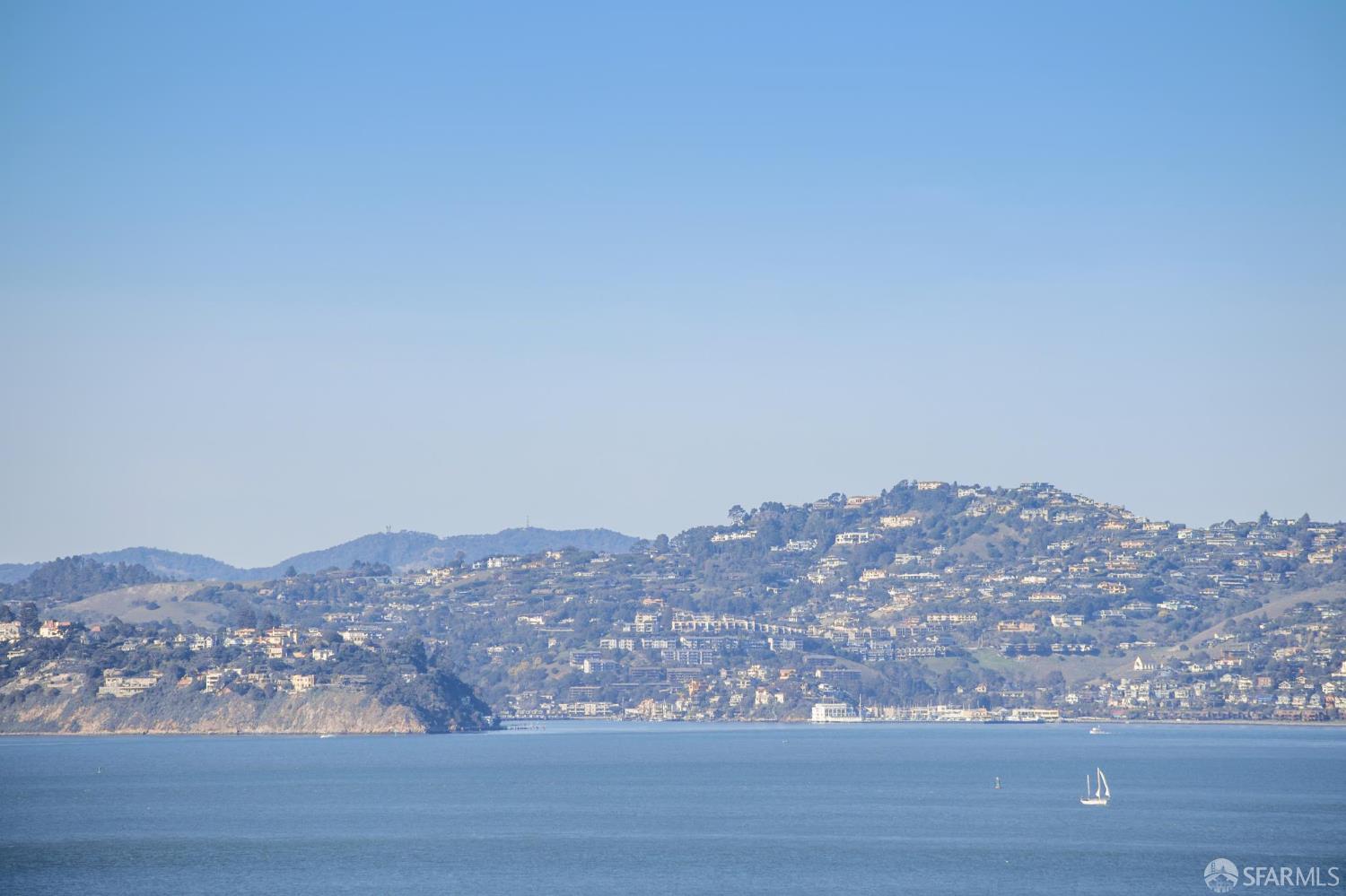 2295 Vallejo Street # 409