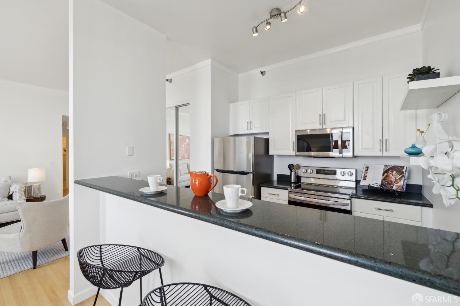 355 Buena Vista E Avenue # 605W