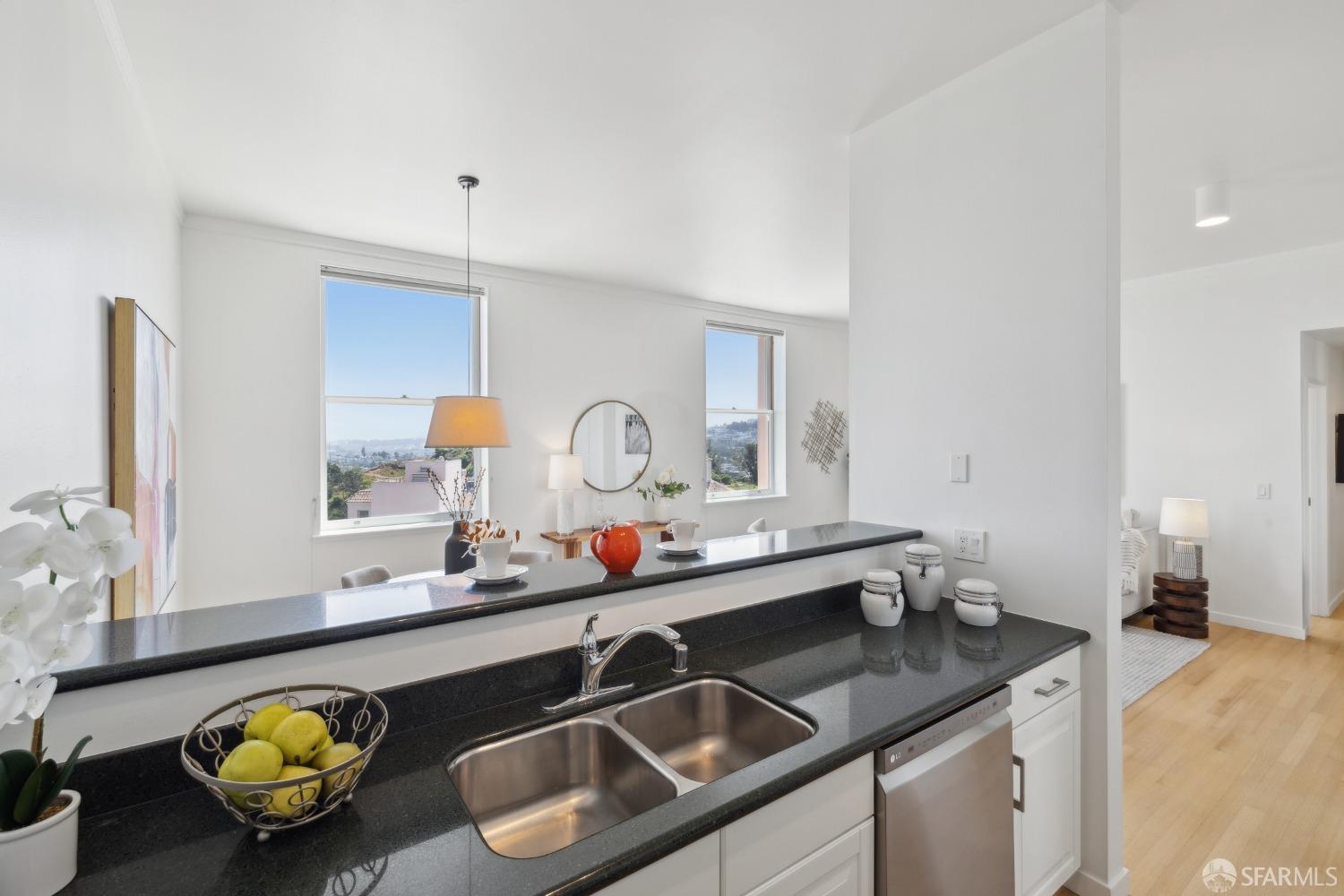 355 Buena Vista E Avenue # 605W