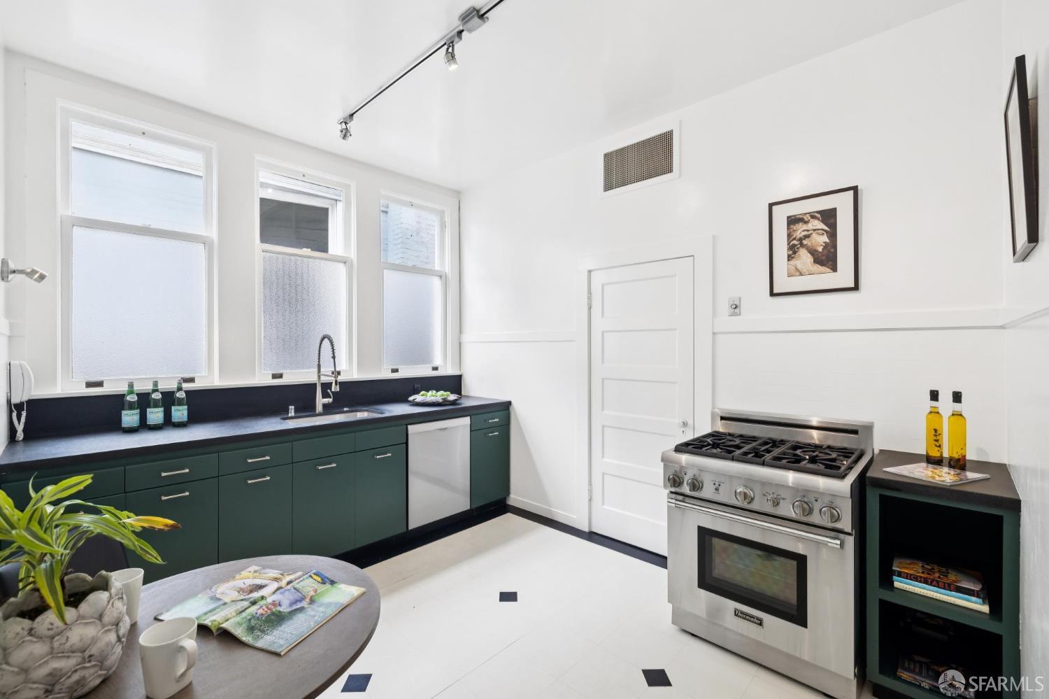 3233 Jackson Street # 2