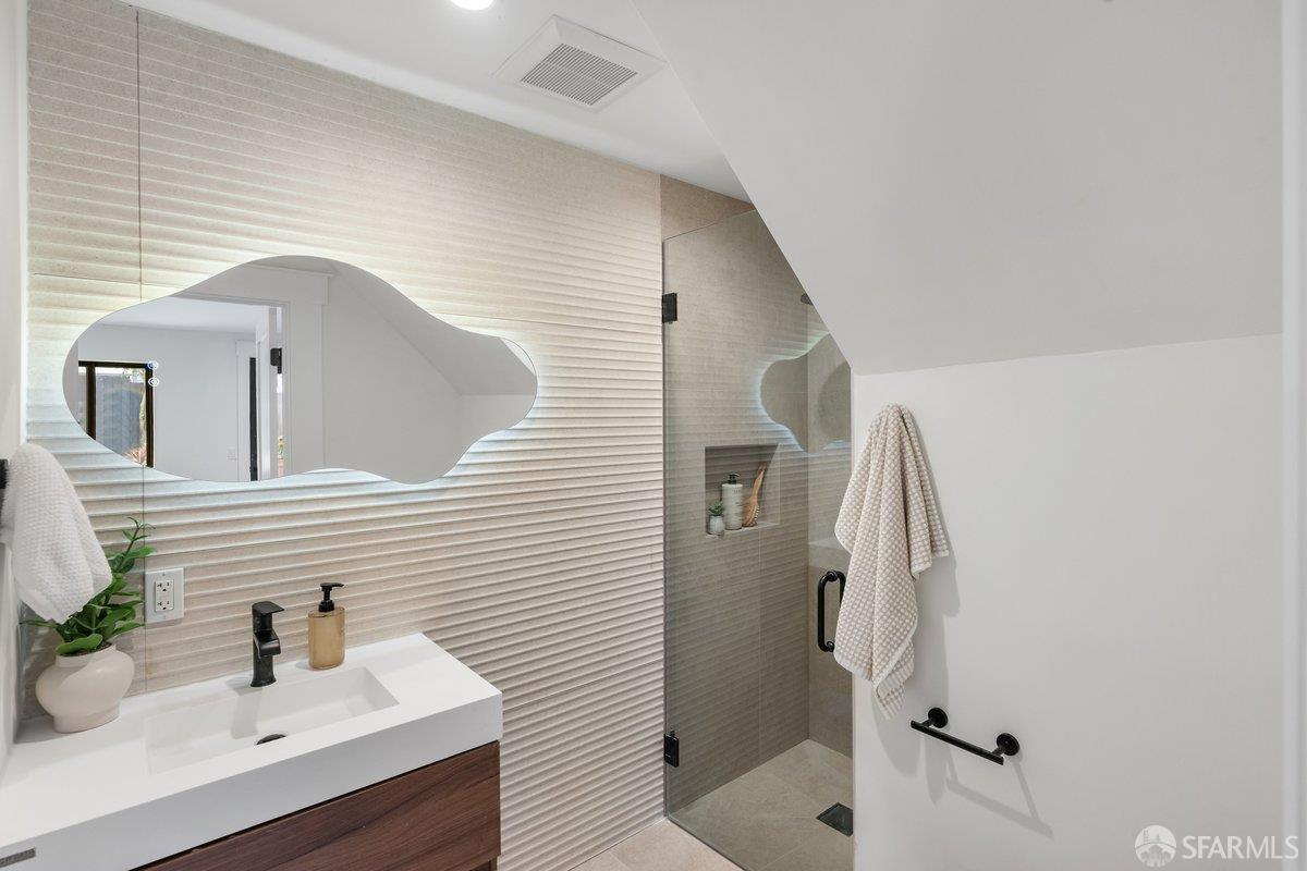 511 Gennessee Street