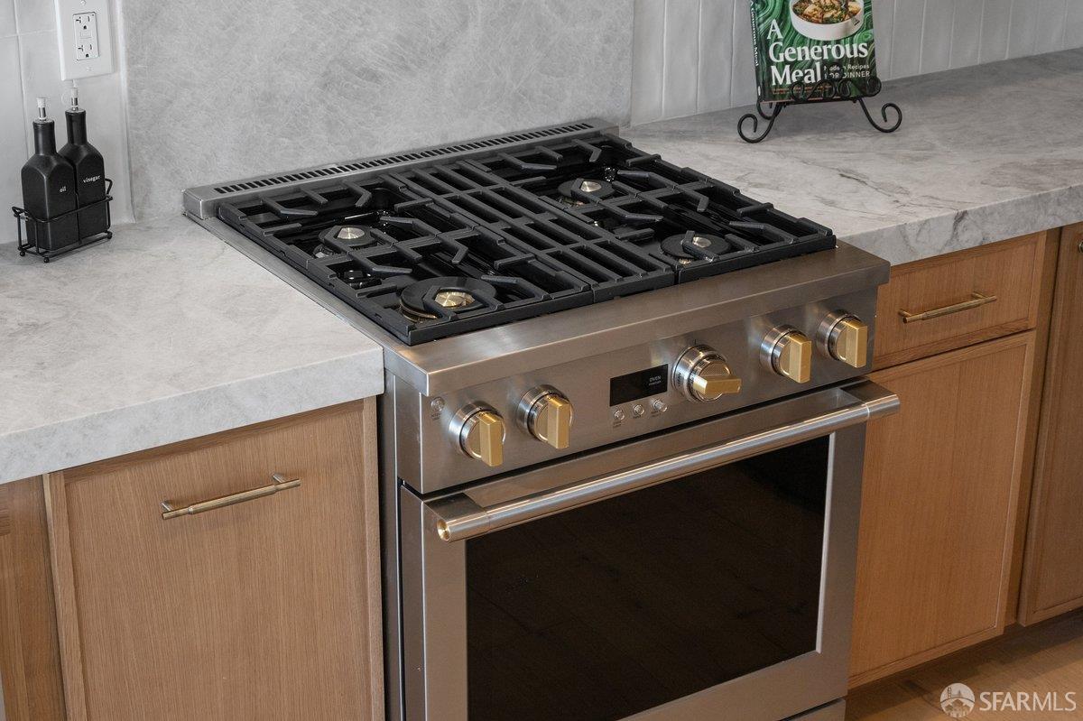 511 Gennessee Street