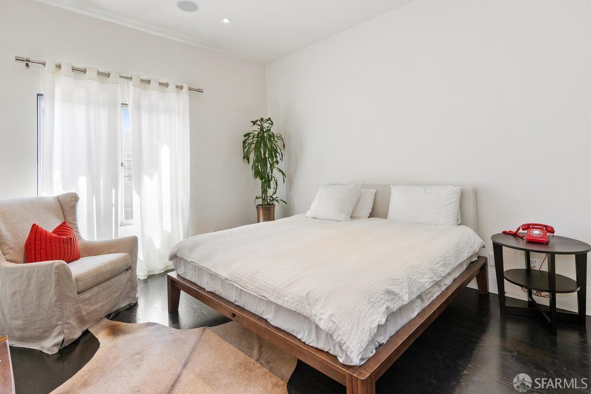 720 Clementina Street